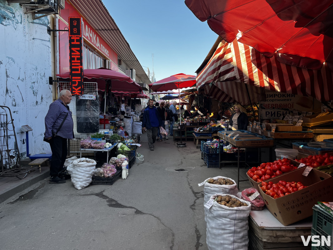 Ціни на продукти у Луцьку: тест-драйв базару та супермаркету