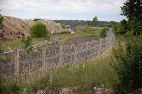 Показали, як облаштований українсько-білоруський кордон на Волині