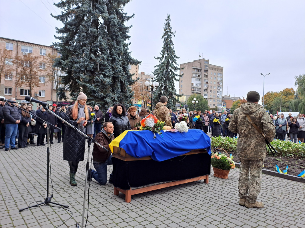 Мріяв створити сім’ю, але не судилося: на Волині попрощалися з Героєм Володимиром Кашубою