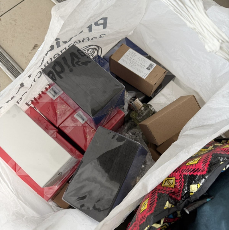 На Волині через «Устилуг» хотіли нелегально ввезти понад тисячу ампул ліків і 70 упаковок парфумів