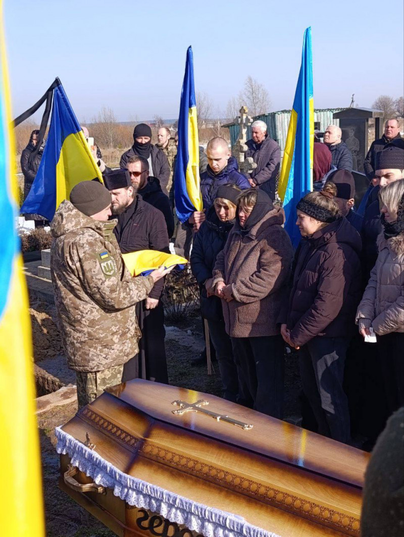 На Волині попрощалися з Героєм Леонідом Гричанюком, який понад рік вважався зниклим безвісти