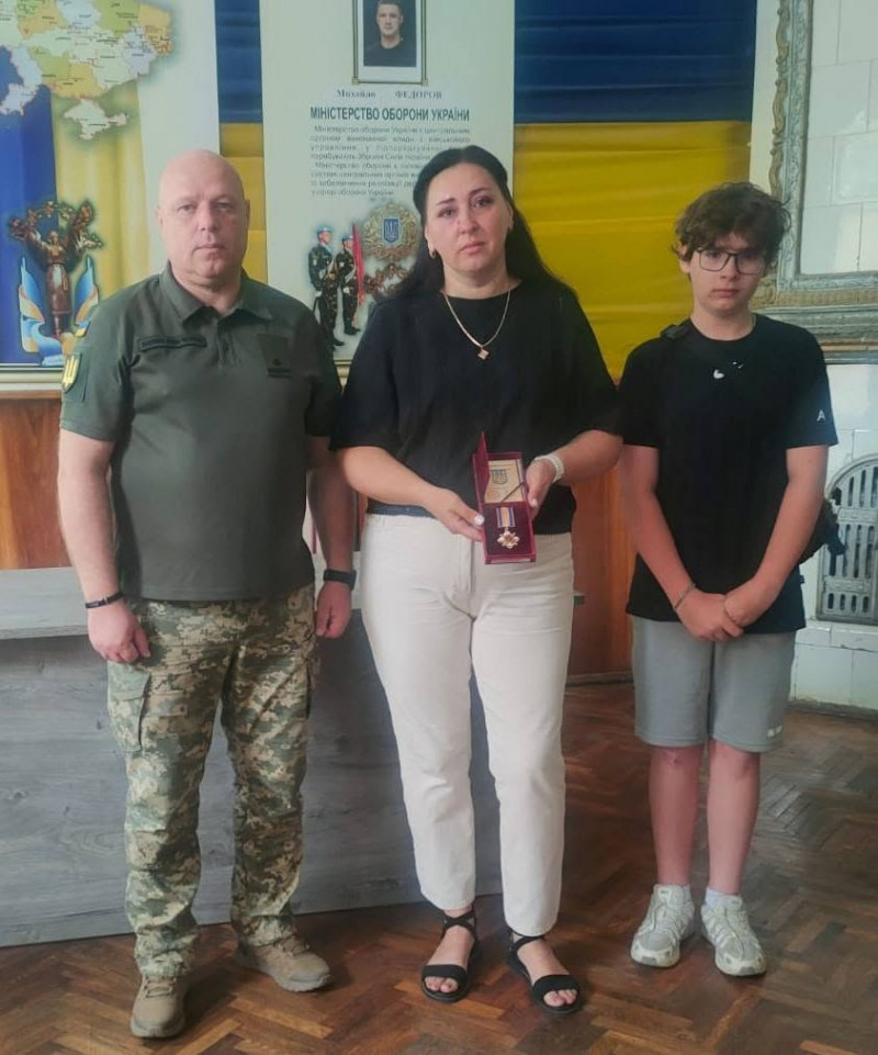 Родині полеглого Героя з Волині Анатолія Краглика вручили державну нагороду