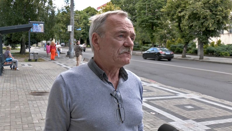 Без дороги й автобуса: два волинських села вже п’ять років чекають ремонту
