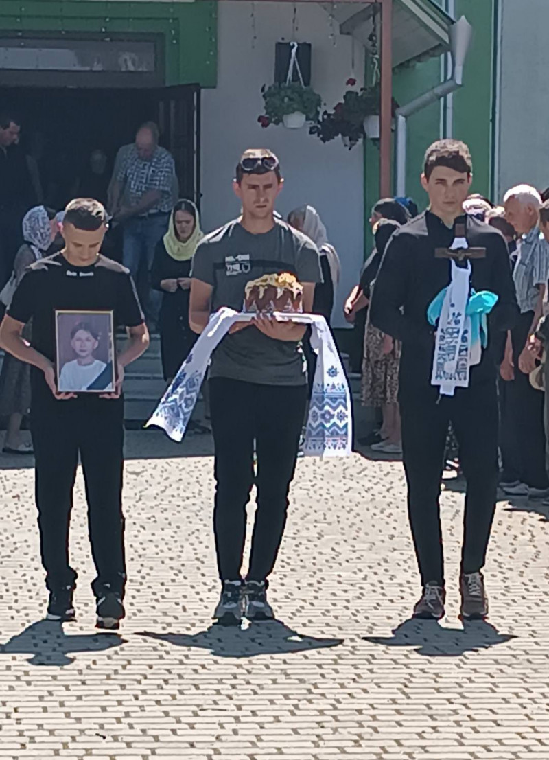 У волинській громаді передчасно помер школяр
