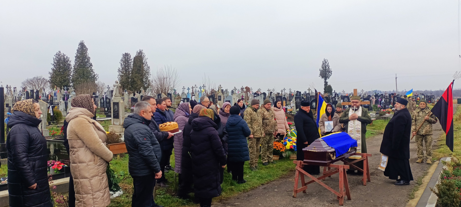 Більше року вважався зниклим безвісти: на Волині попрощалися з Героєм Іваном Шевчуком