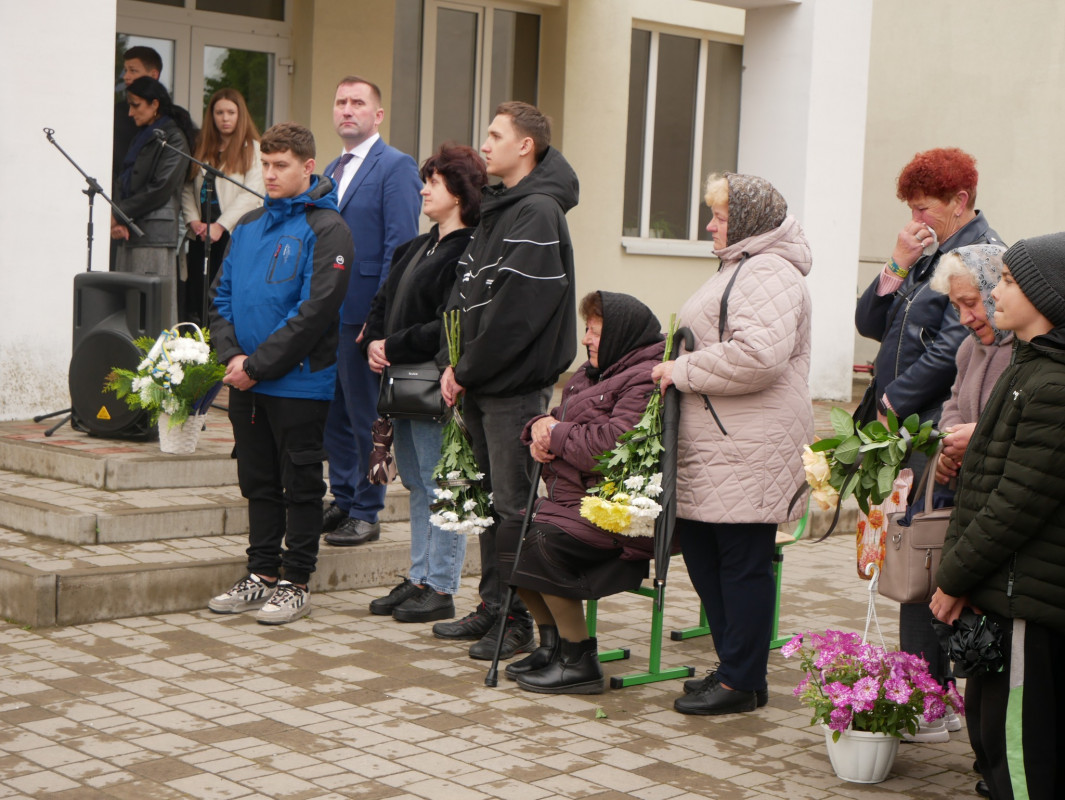 У ліцеї на Волині відкрили меморіальні дошки трьом загиблим випускникам – захисникам України