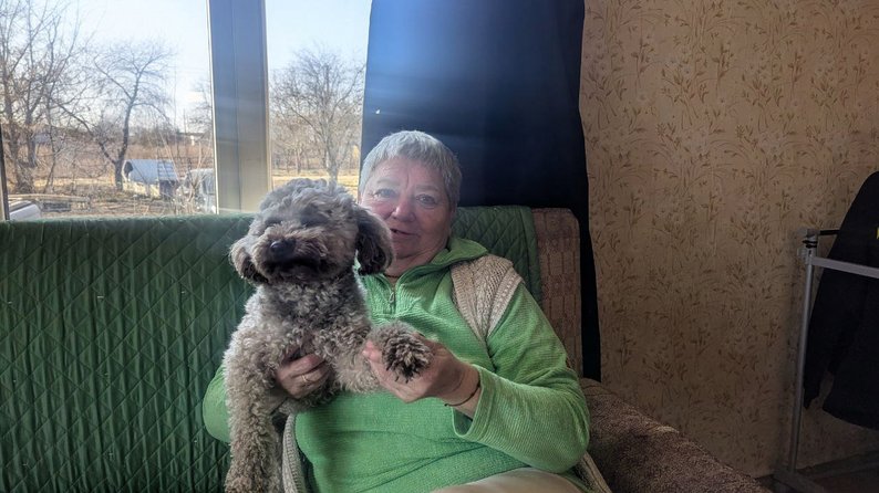 Бабуся та онука з Луганщини допомагають ЗСУ та будують нове життя на Волині