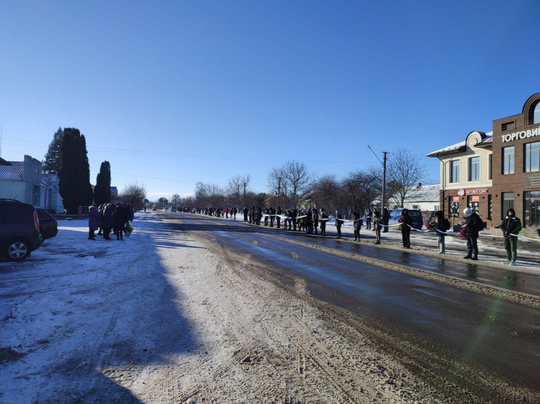 Майже 10 місяців Захисник вважався безвісти зниклим: на Волині попрощалися із загиблим військовослужбовцем Павлом Луценком