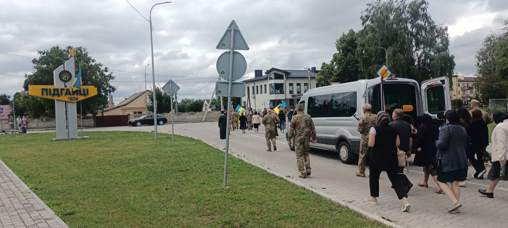 3-річна донечка втратила батька: на Волині віддали останню шану молодому Герою Гнату Валеру