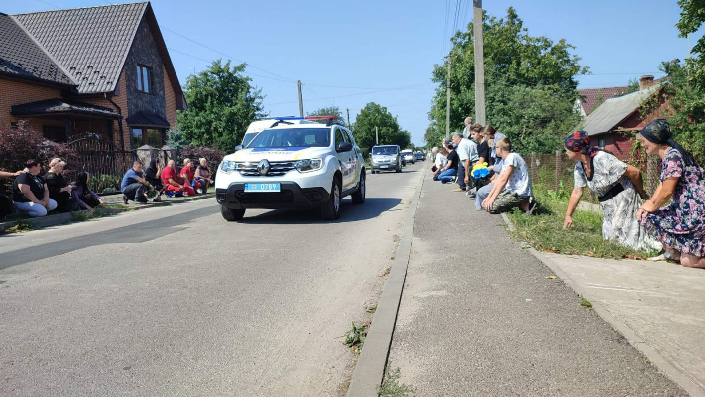 На Волині провели в останню дорогу загиблого Героя Володимира Холевінського