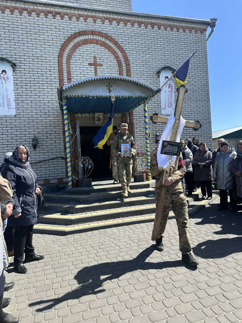 Через понад півтора року Герой з Волині Володимир Троцюк знайшов вічний спочинок