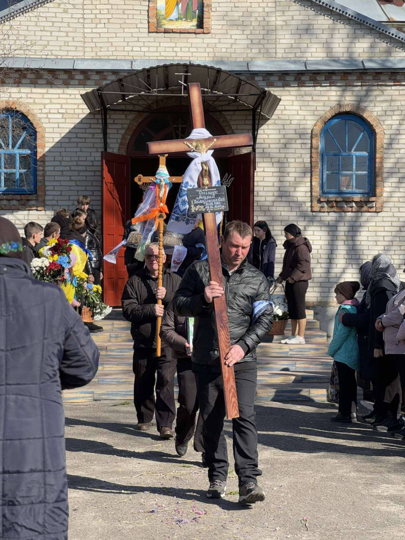 Загинув наприкінці червня 2024 року: на Волині попрощалися з Героєм Андрієм Оніщуком