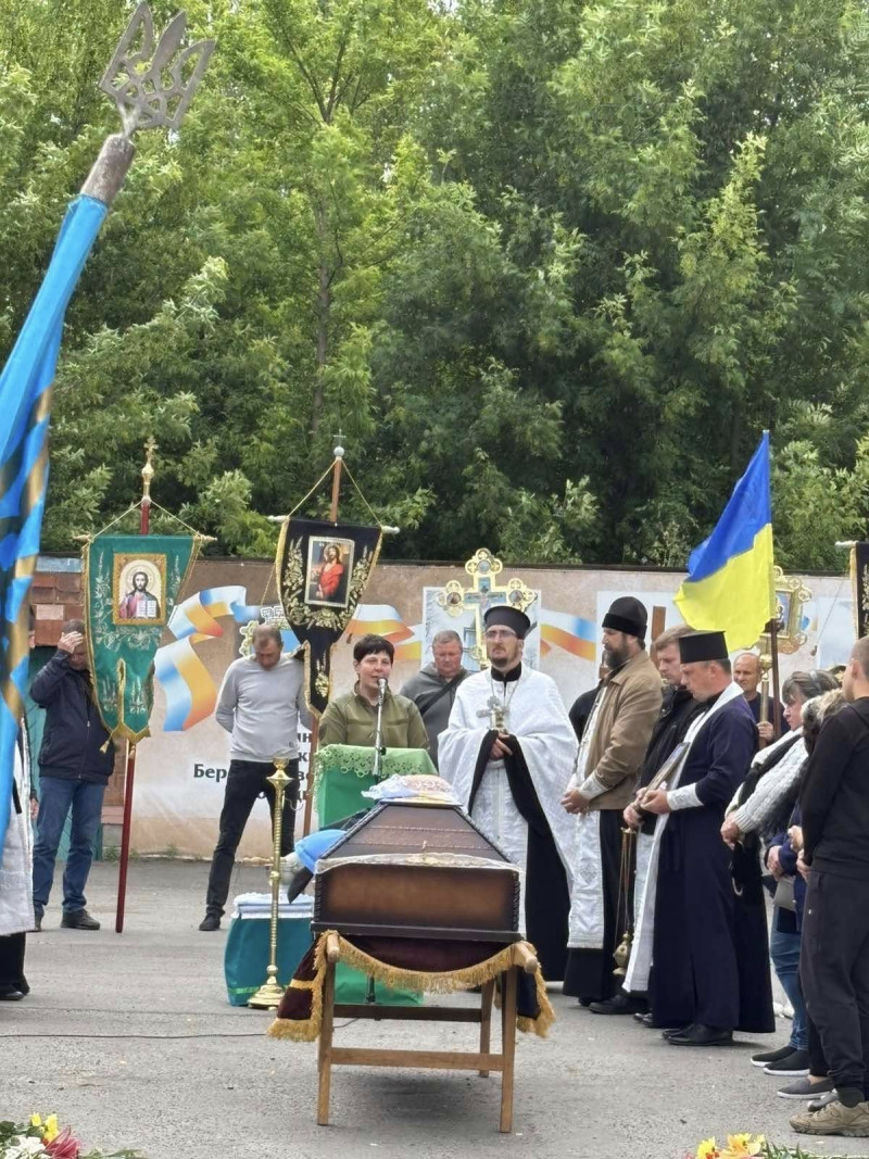 Загинув понад рік тому у Курській області: на Волині поховали Героя Віталія Борилюка
