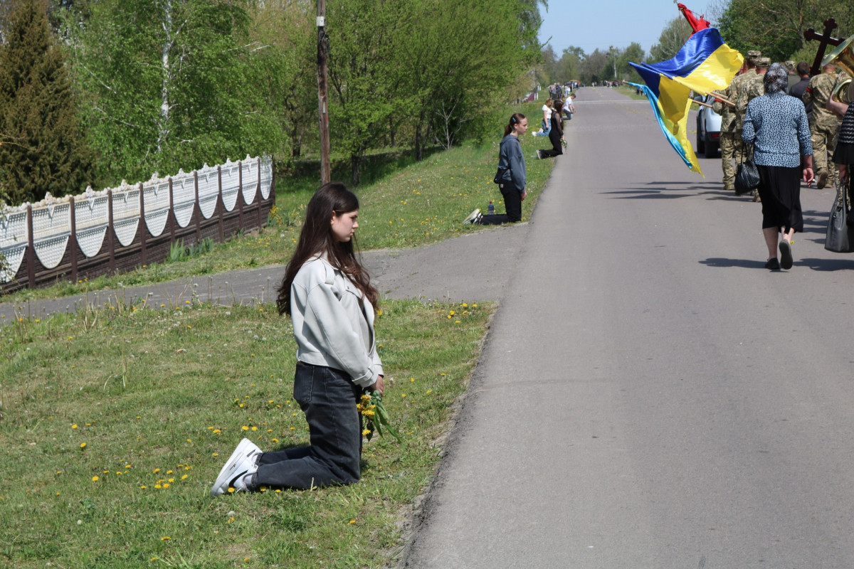 Три з половиною роки очікування: на Волині попрощалися із Героєм Володимиром Забродоцьким