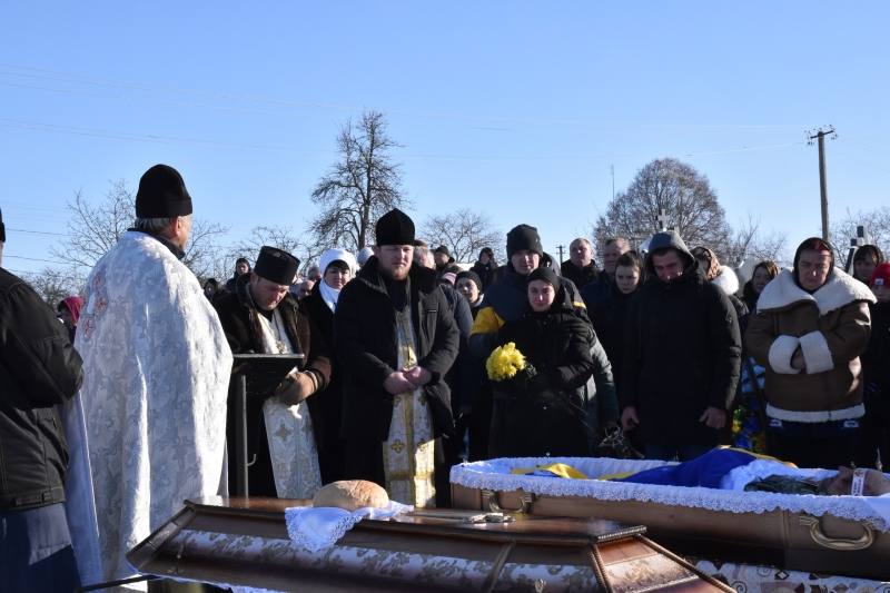 Життя обірвалося в ДТП: на Волині попрощалися із захисником Віталієм Михальчуком