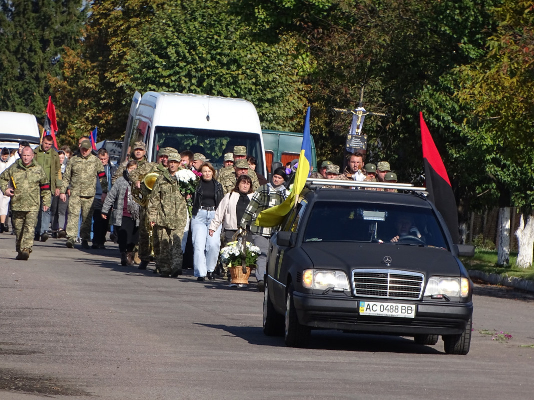 Загибель підтвердила ДНК-експертиза: на Волині попрощались з Героєм Михайлом Ткачуком