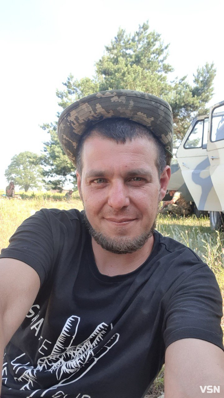 Для рідних та друзів він назавжди залишиться молодим: спогади про 36-річного Героя з Волині, який загинув, виносячи з поля бою пораненого побратима