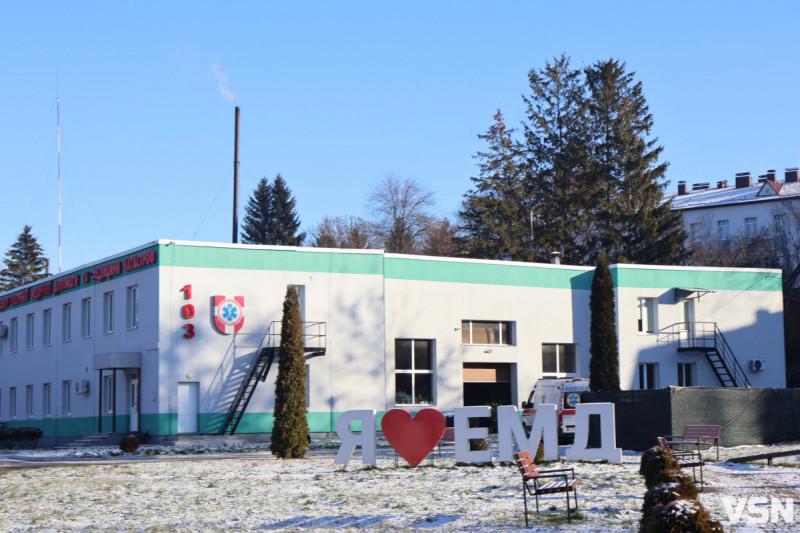 У середньому 40 пацієнтів за добу: медики розповіли про наслідки ожеледиці у Луцьку