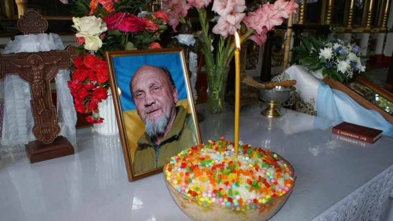 Був ветеринаром і батьком трьох дітей: на Волині в останню путь провели захисника Віталія Гандзюка