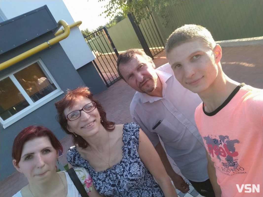 Син не знав, як сказати мамі, що батько уже ніколи не зателефонує: розповідь про життя і останній бій Героя з Волині Олександра Наумюка