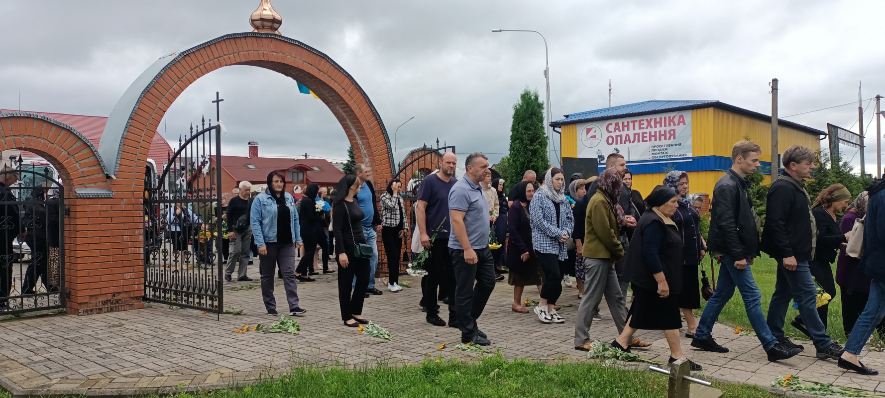 3-річна донечка втратила батька: на Волині віддали останню шану молодому Герою Гнату Валеру