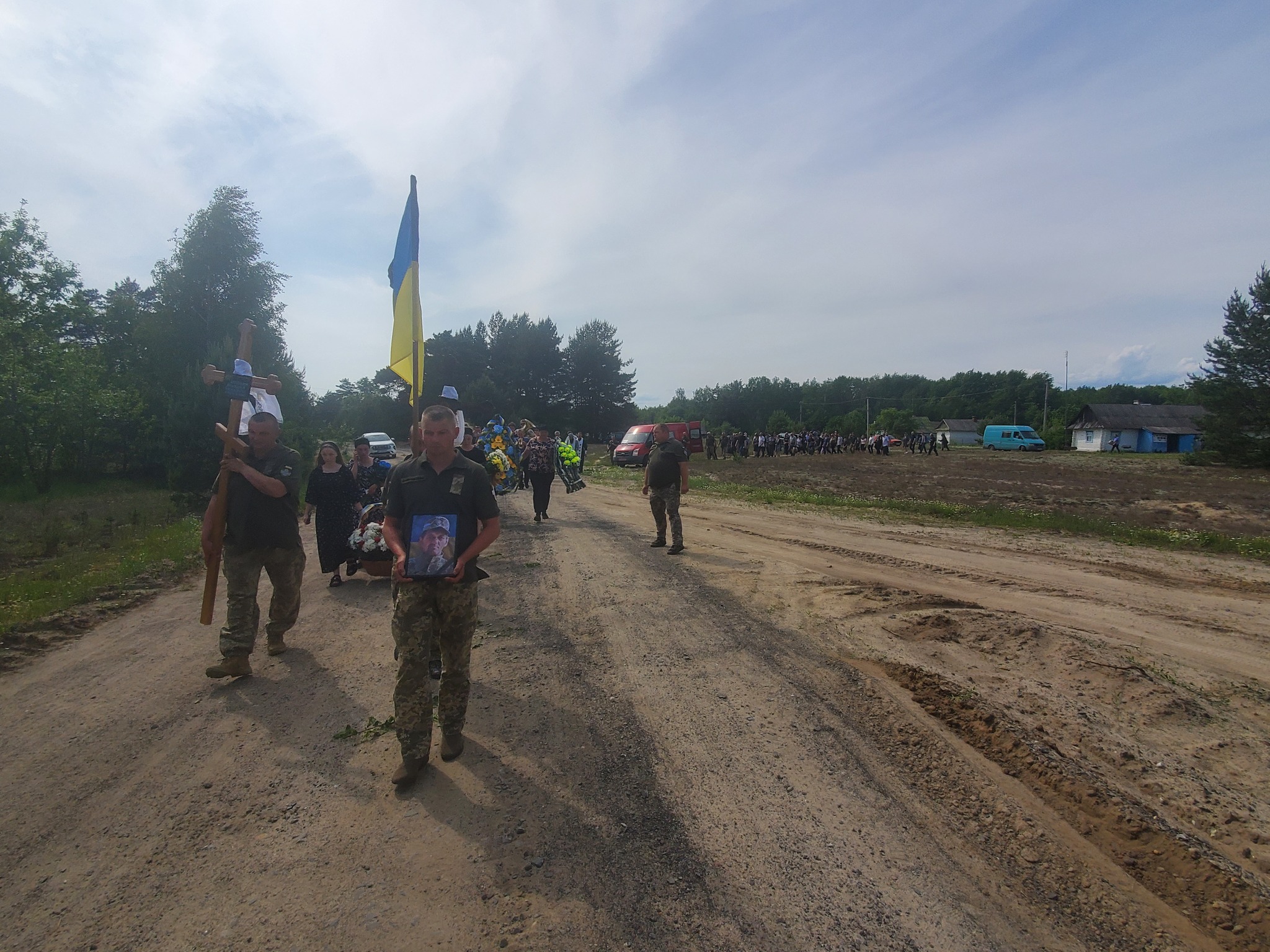 Тривалий час доля воїна була невідома: на Волині попрощались з Героєм Анатолієм Сергійчуком