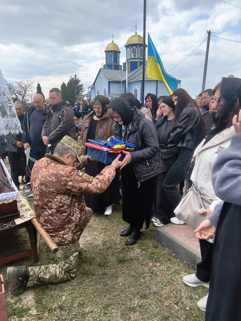 Загинув у грудні 2022 року: на Волині попрощалися із захисником Віктором Михальчуком