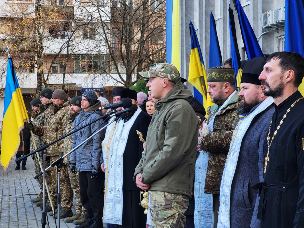 Не встиг відзначити 30-річчя: на Волині прощалися з молодим Героєм Богданом Степанюком