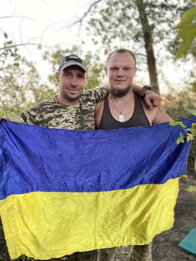 «Помоліться за мене, бо не знаю, чи повернуся»: спогади про загиблого Героя з Луцька Дениса Кудрявцева