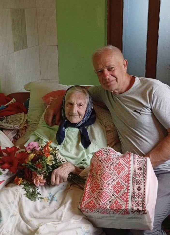 «Позаду майже цілий вік!» Найстаріша жителька села на Волині відзначила 95-річчя