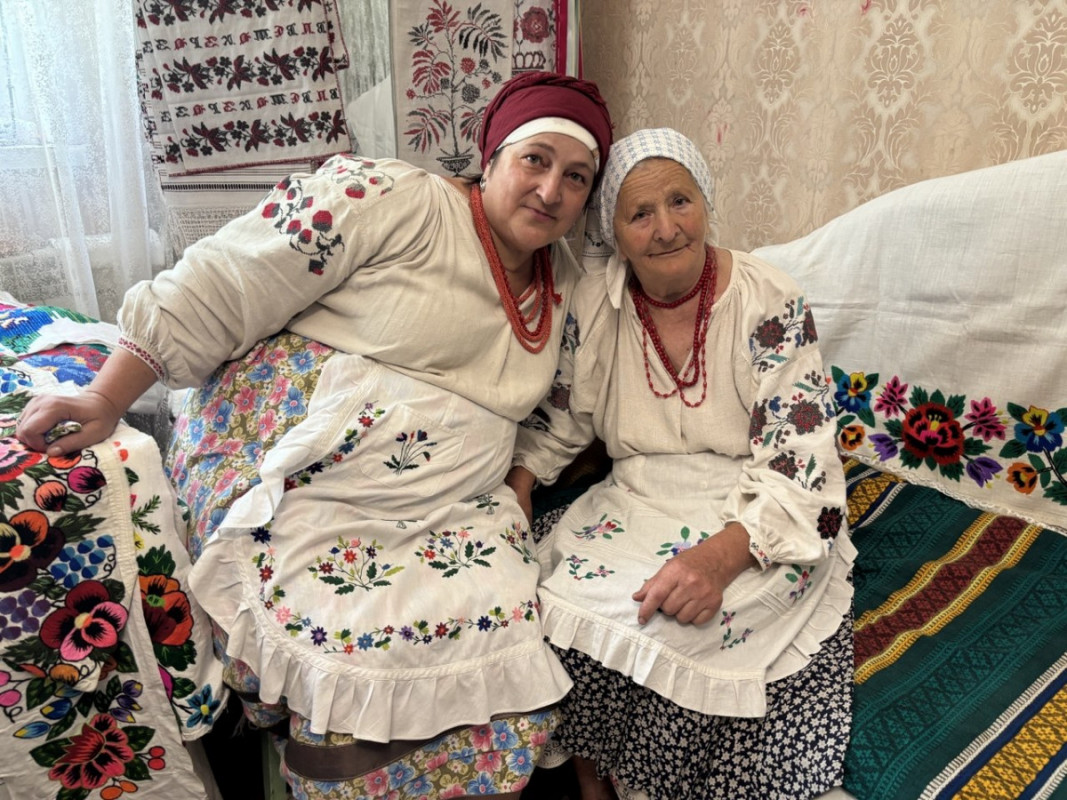 Волинянка перетворила власну хату на музей: тут оживають старовинні вишиванки й пісні предків