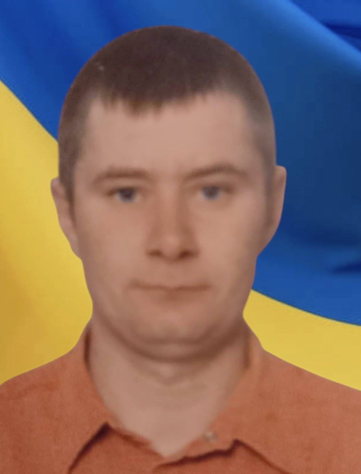 На Волині в останню земну дорогу провели захисника Анатолія Денисюка