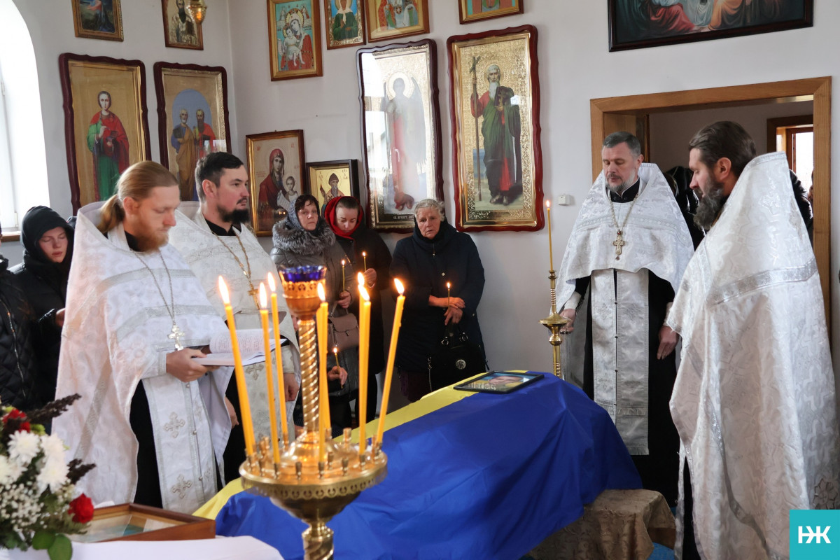 Рік надії й очікування: на Волині попрощалися з Героєм Віктором Фесиком