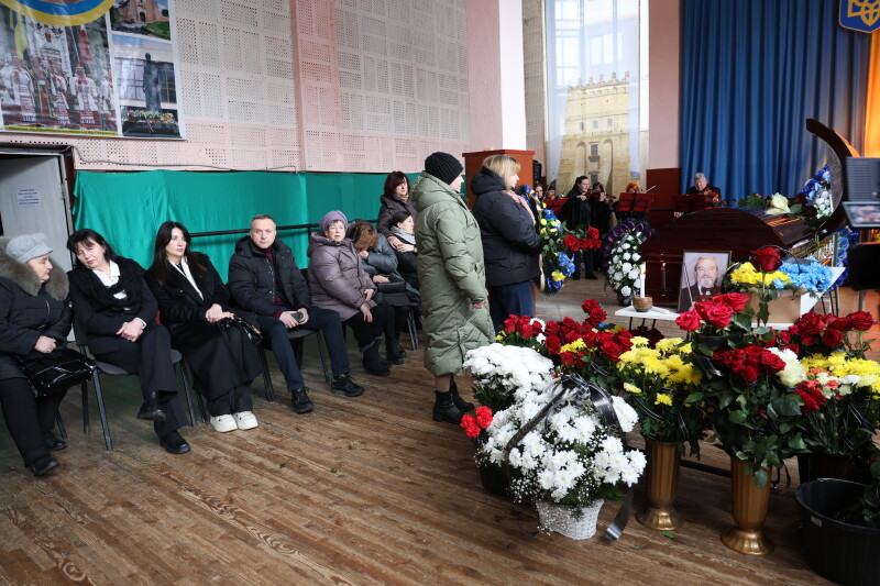 У Луцьку попрощалися з видатним музикантом Товієм Рівцем