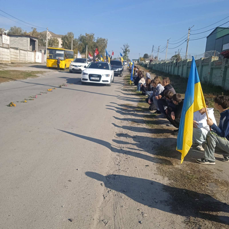 Зник безвісти понад 2 роки тому під час бою на Курщині: на Волині попрощалися із Героєм Вадимом Павліком