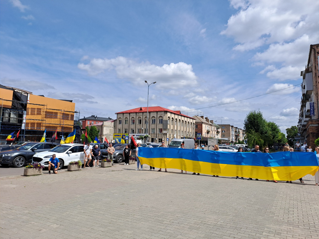 Більше місяця лікарі боролися за його життя, але серце не витримало: на Волині попрощались з Героєм Ігорем Фейдаком