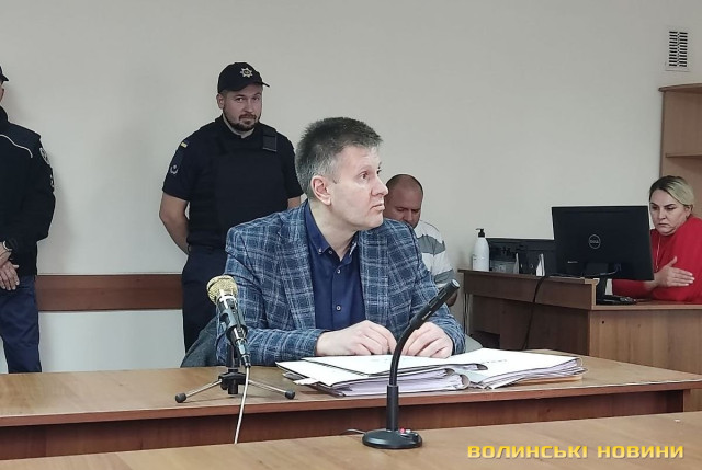 Суд щодо монастиря в селі Мильці на Волині затягують майже 200 заявами прихожан МП