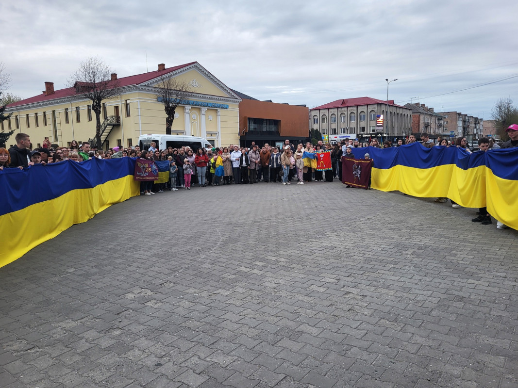 Після півтора року полону додому повернувся Герой з Волині Максим Муха