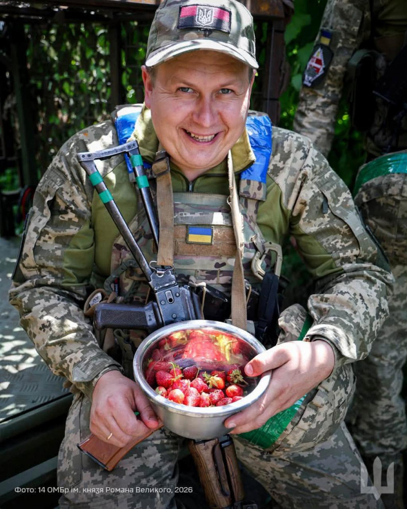Троє друзів, один екіпаж і десятки успішних місій: як воїни з Князівської бригади керують роботами на передовій