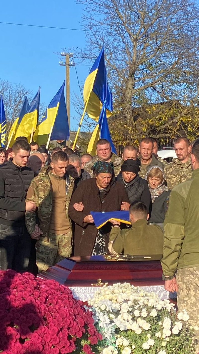 На Волині все село проводжало в останню путь молодого командира Юрія Гимзу. Фото