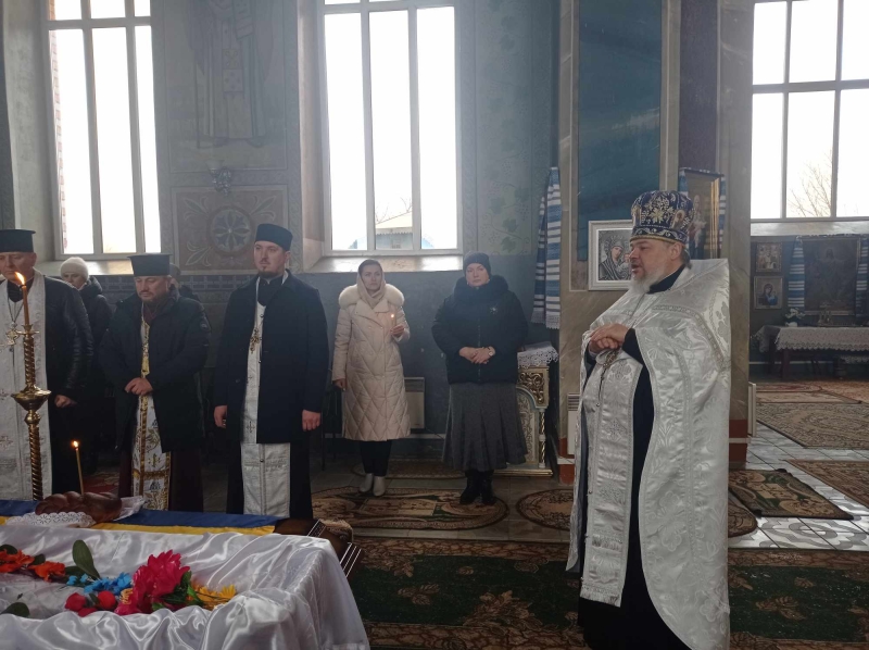 Трагічний день: на Волині попрощалися із Героєм Юрієм Вишневським