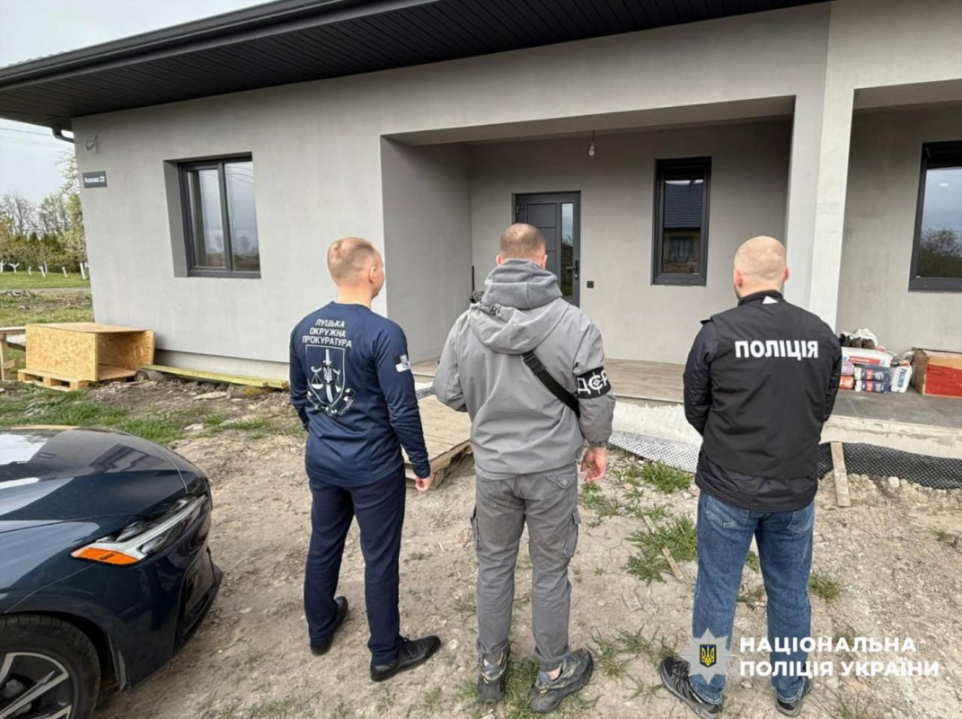 Фіктивні вчителі та «бронювання»: у луцькому ліцеї викрили схему на мільйони