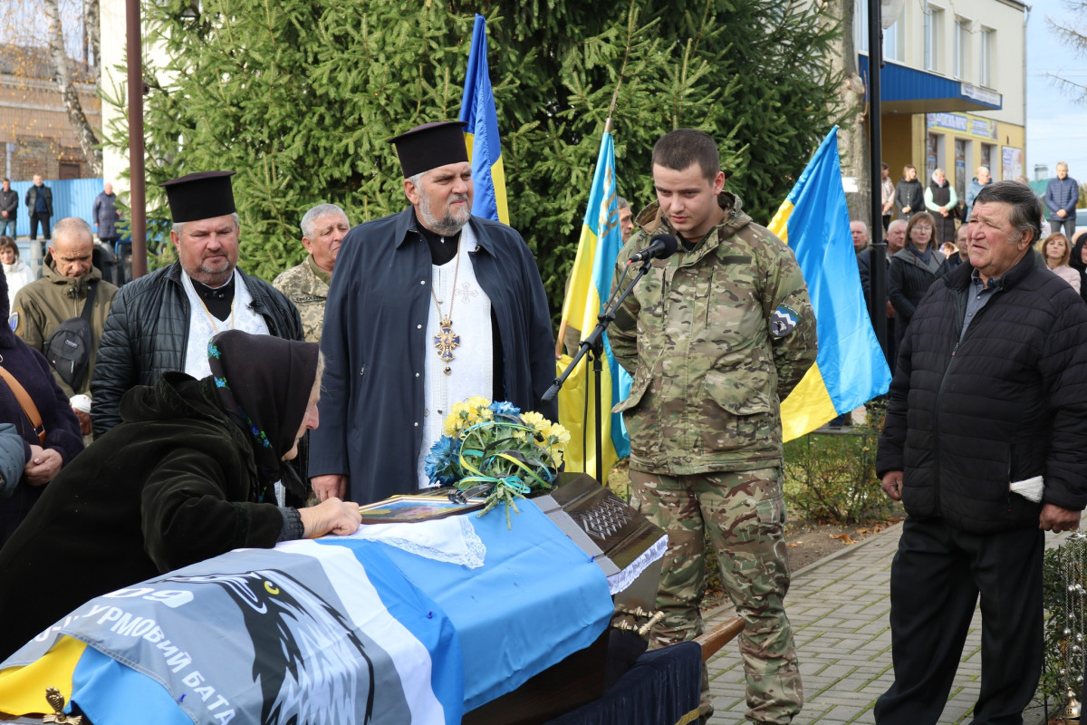Більше двох років вважався зниклим безвісти: на Волині попрощались з Героєм Сергієм Матвіюком