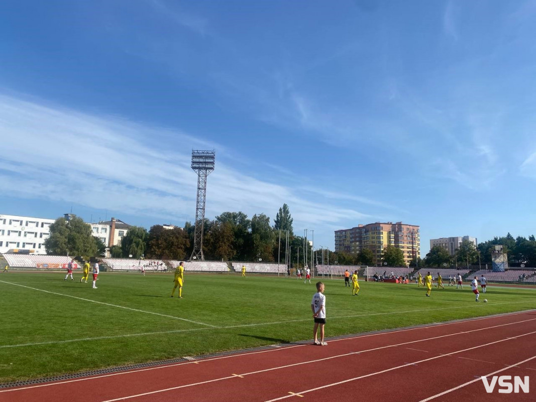 Зірки футболу зустрілися у Луцьку аби зібрати 200 тисяч гривень