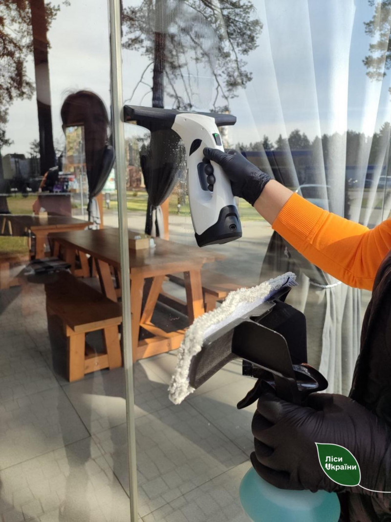 Ліси стають доступнішими: на Волині та Рівненщині готують інклюзивні місця відпочинку