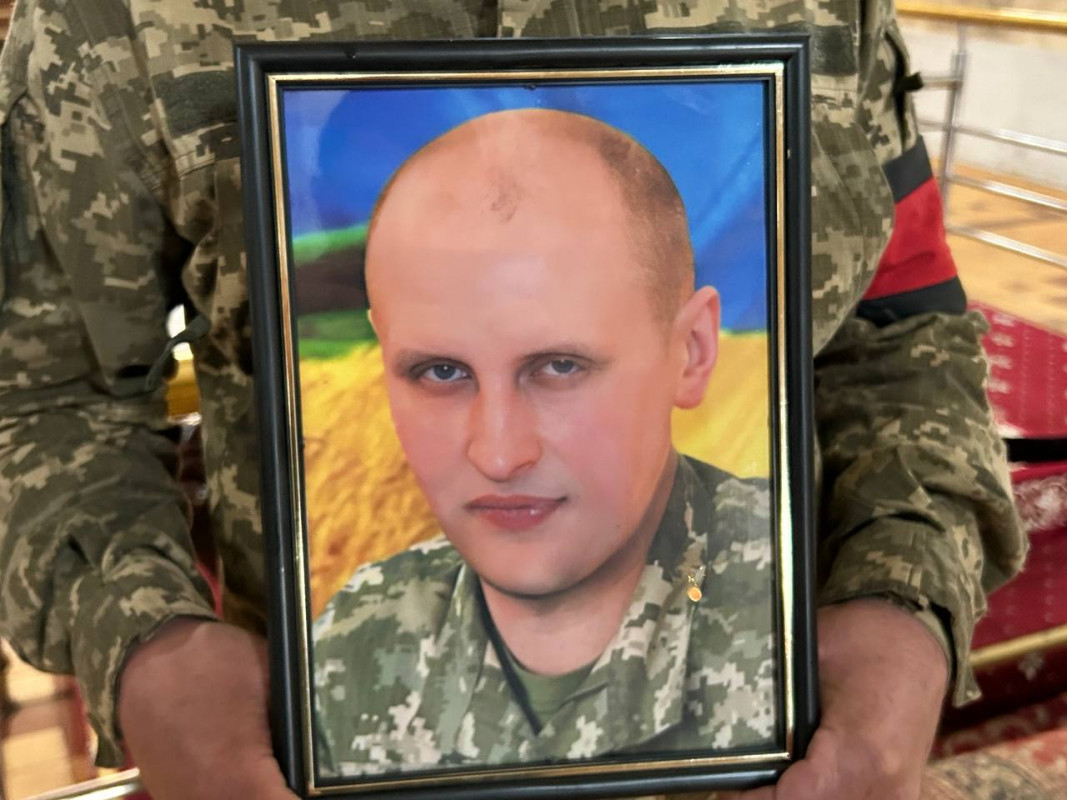 На Волині в останню дорогу провели 44-річного Героя Андрія Васюру