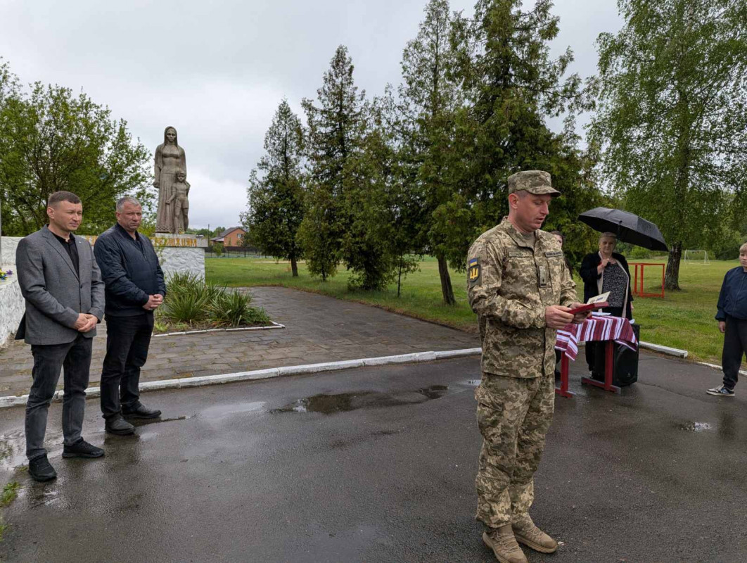 Життя Героя обірвав дрон: воїна з Волині посмертно відзначили державною нагородою