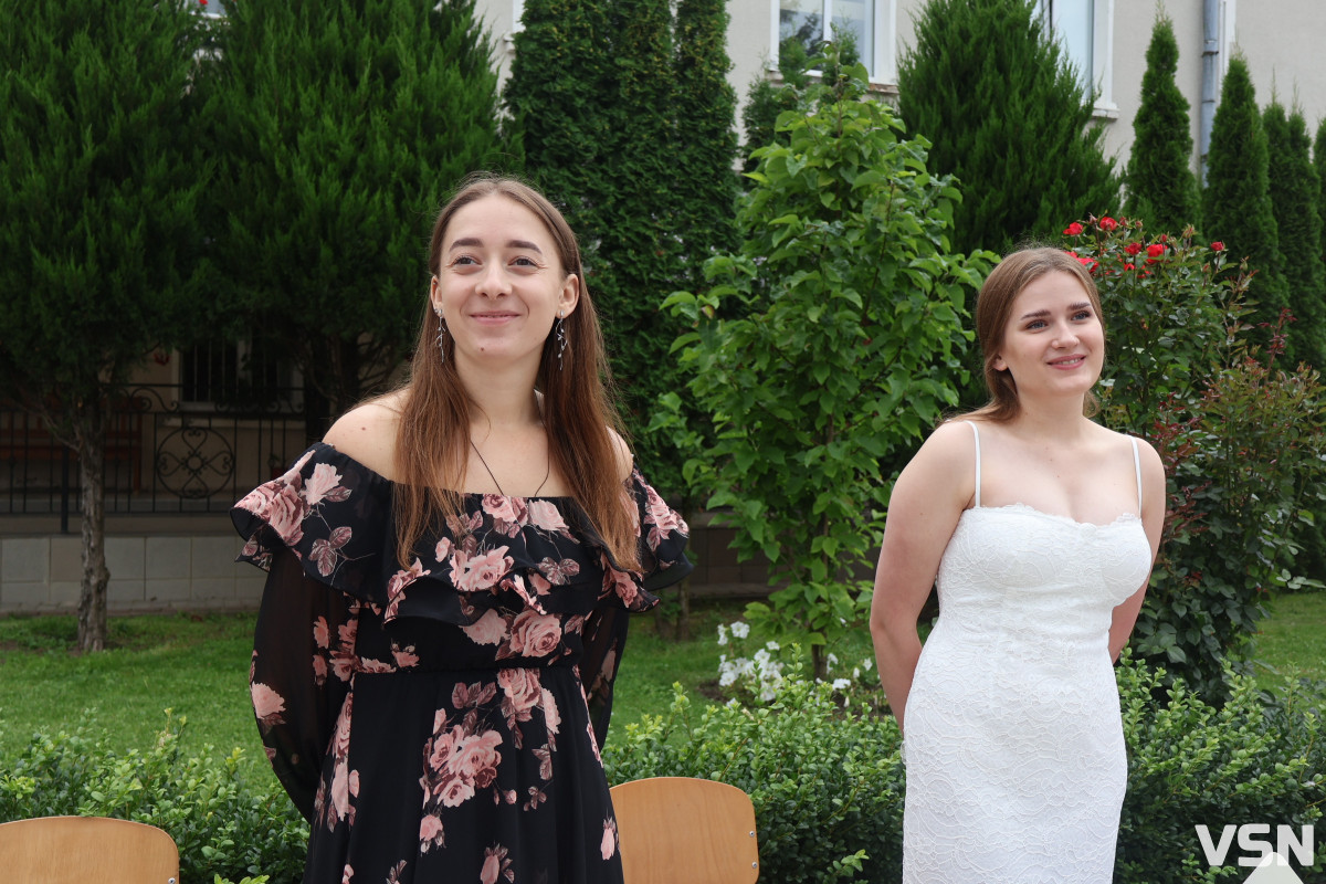 У центрі Луцька на Яблучний Спас - благодійний ярмарок: печиво, віра і підтримка фронту