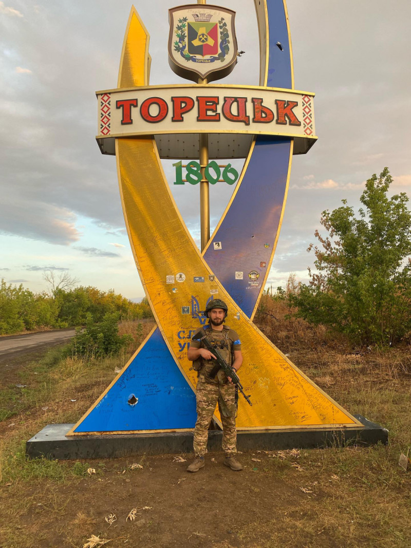 Зранку встиг надіслати коханій звичне: «Доброго ранку», а за кілька годин вона дізналася про його смерть: Герою з Волині назавжди 24 роки