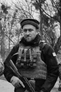 На війні поклали свої життя за Україну троє захисників з Нововолинської громади